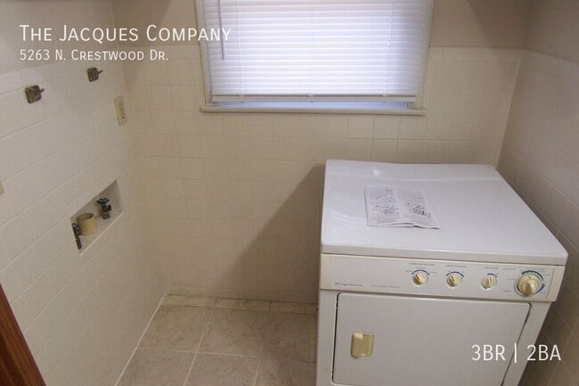 Photo - 5263 N Crestwood Dr