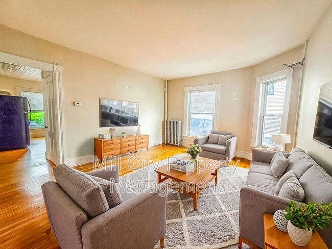 Photo - 195 Sagamore St Rental