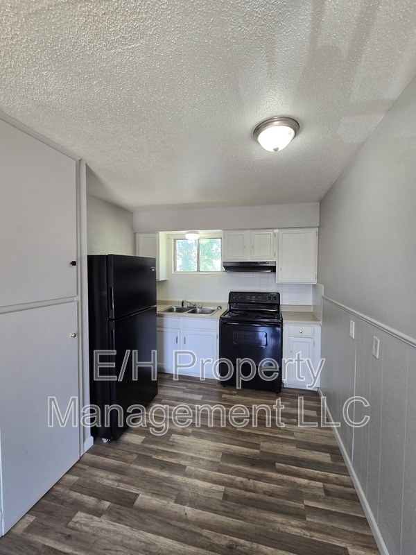 Photo - 1916 S Broadway Unit Apt 44