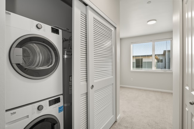 JH5_6388.jpg - The Veridian