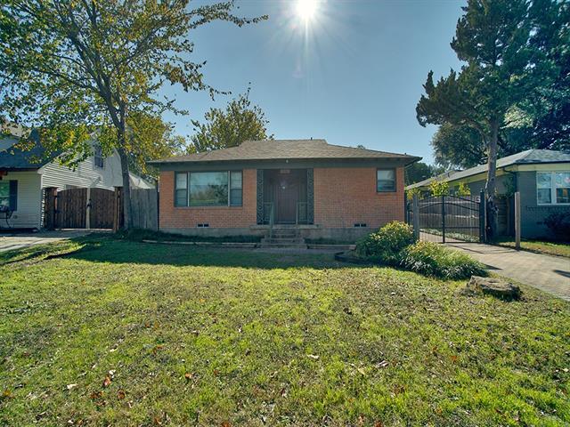 Photo - 2318 Elmwood Blvd