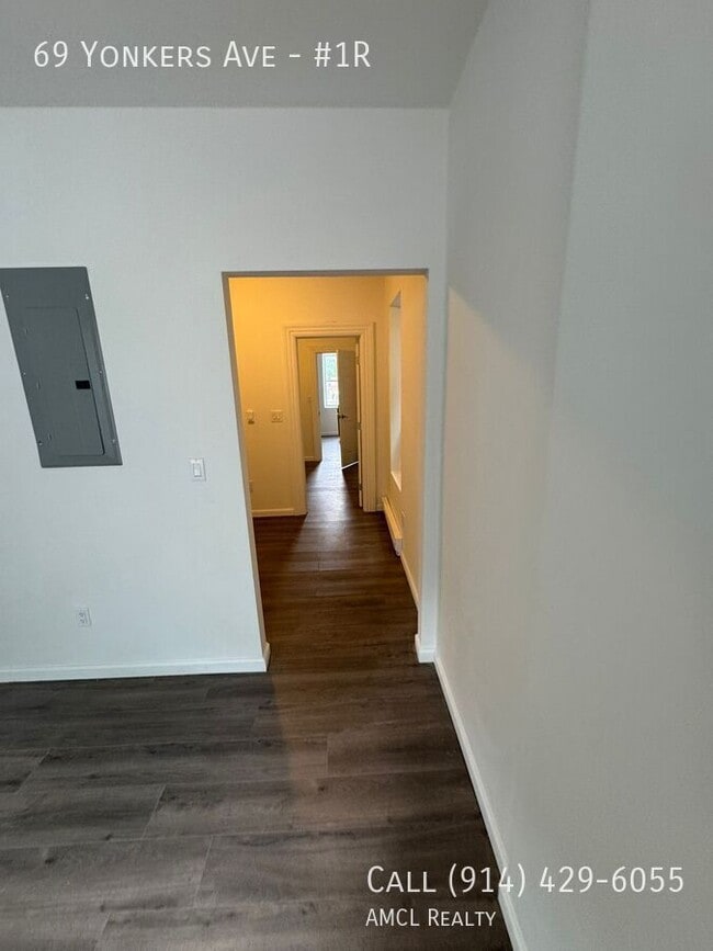 Photo - 69 Yonkers Ave Unit #1R
