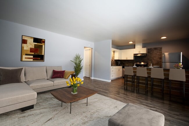 Photo - J3 Apartments