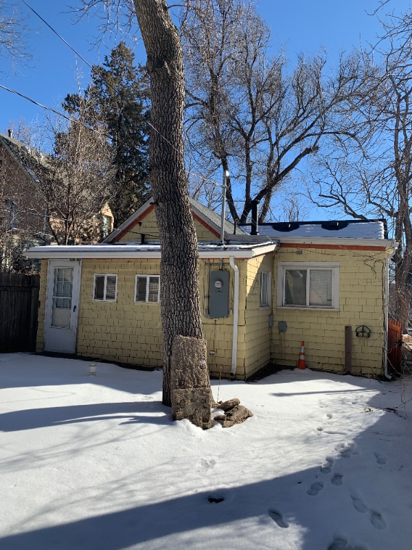 Photo - 724 E High St