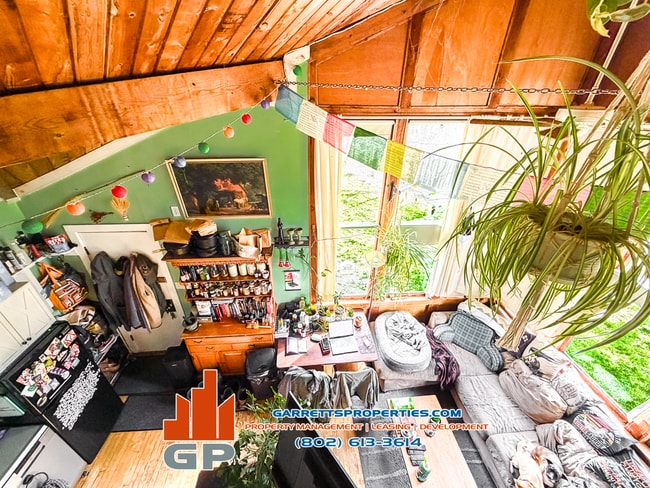 Photo - 766 Twin Pond Rd