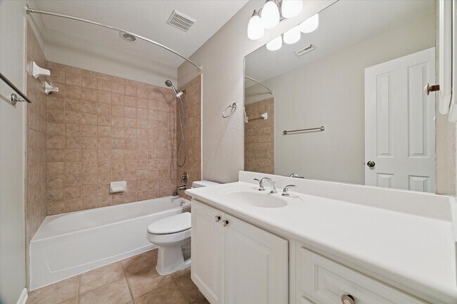 Photo - 6 Douvaine Ct