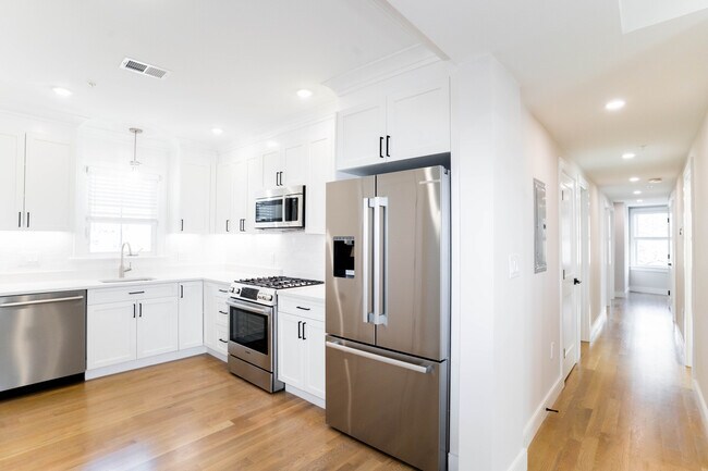 Photo - 14 Atkins St Apartments