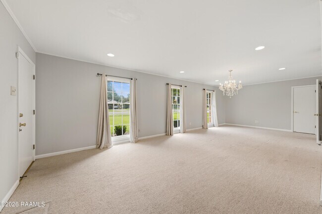 Photo - 308 Brentwood Blvd