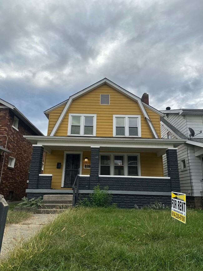 Photo - 1288 Linwood Ave