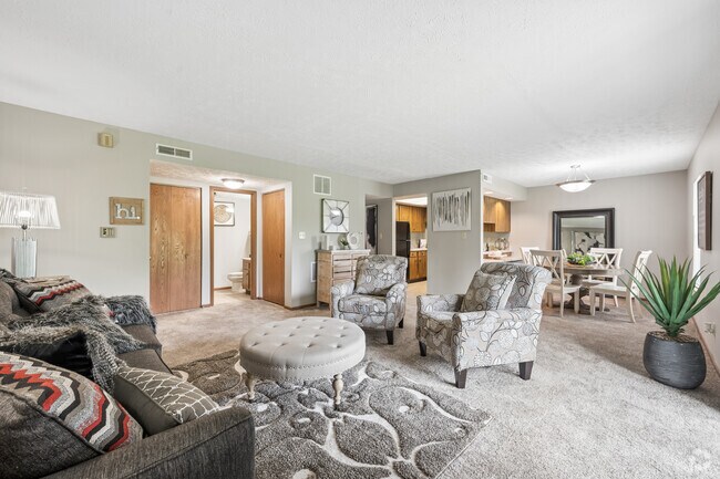 Model 2BR, 1.5BA - 975SF - Living Room