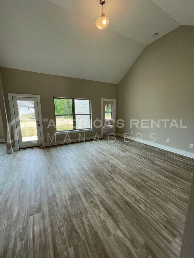 Photo - Home for Rent in Brookwood, AL... Available to View Now!!!