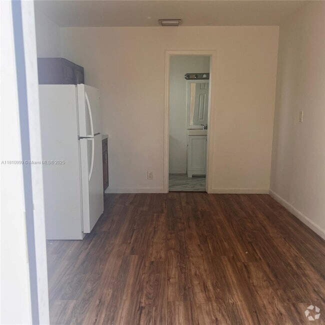 Building Photo - 30320 SW 149th Ave Unit B Rental