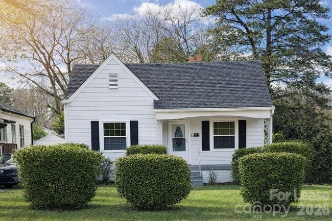 Building Photo - 926 S York St