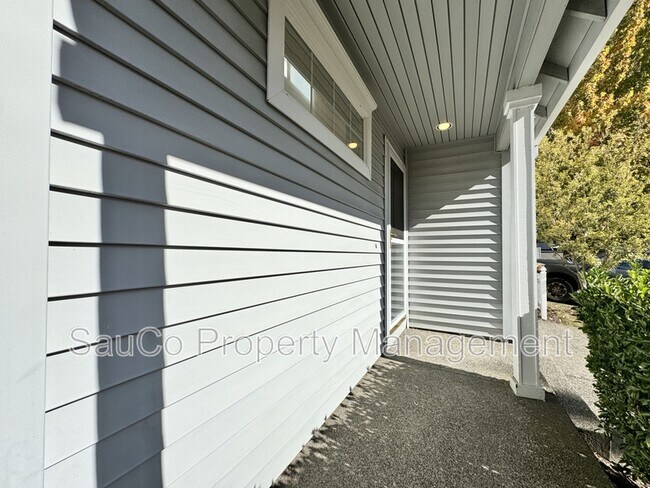 Photo - 14705 NW Benny Dr