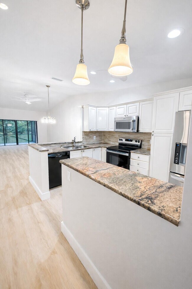 Photo - 18765 Candlewick Dr