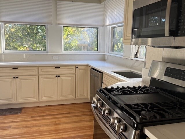 Building Photo - 21 Melville Ave Unit 2