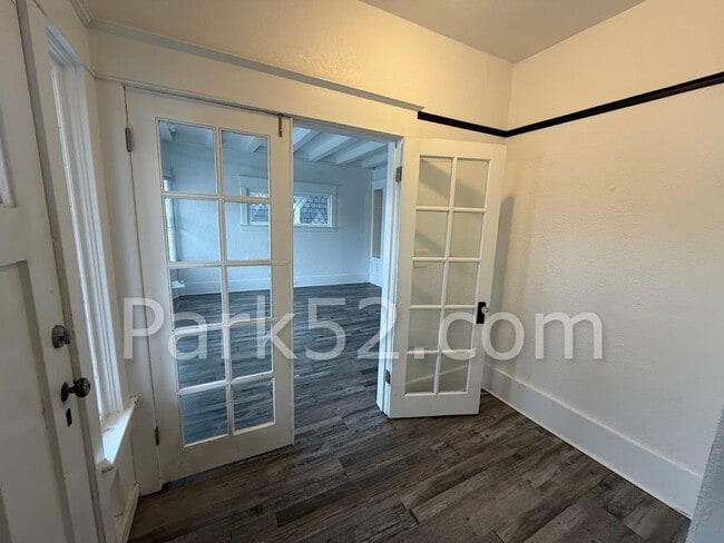 Photo - 1406 S 6th Ave Unidad 1406 6th Ave