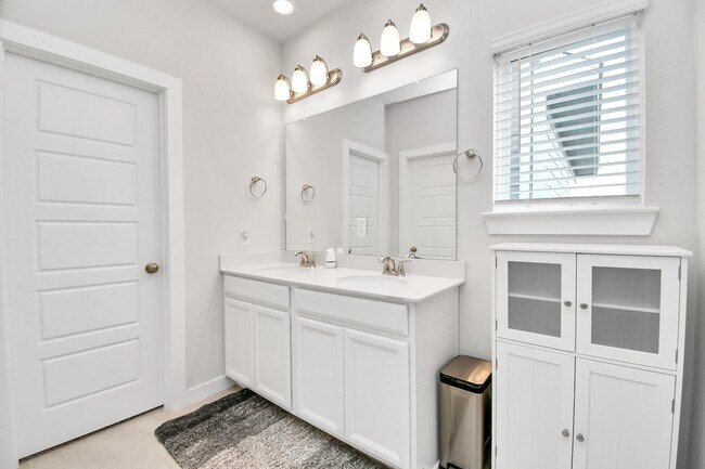 Photo - 8213 Rising Stream Dr