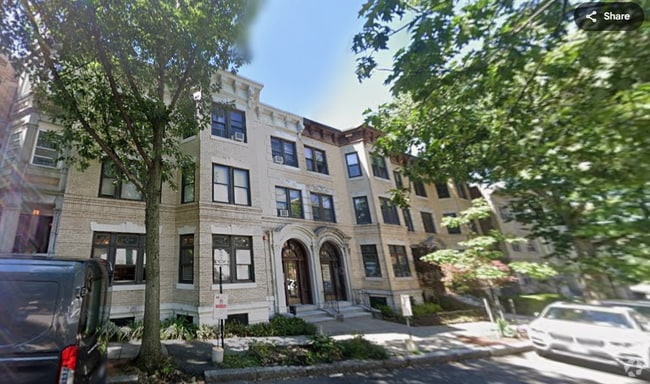 Building Photo - 66 Marshal St Unit 6 Rental
