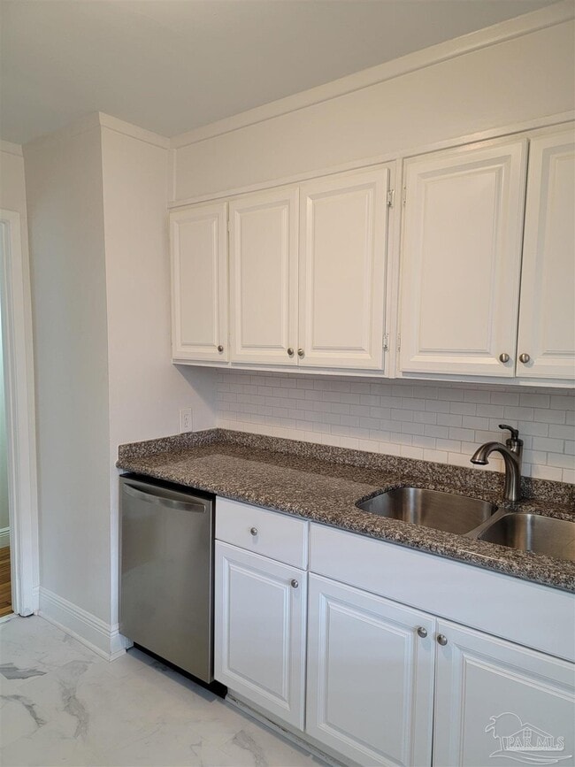 Photo - 1506 E Cervantes St