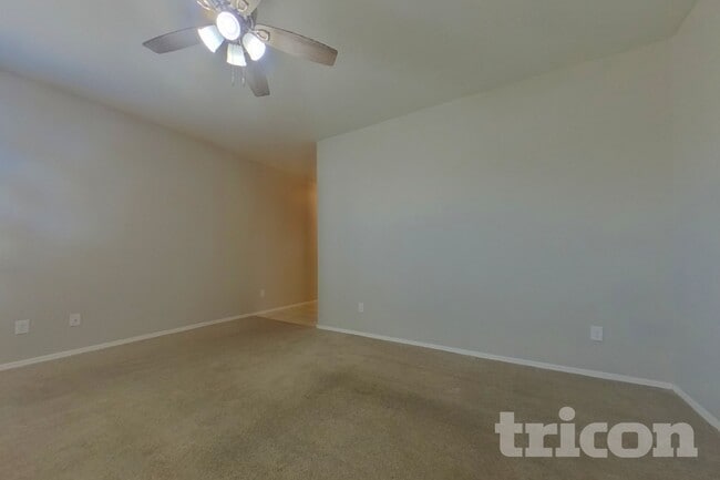 Photo - 30900 W Picadilly Rd