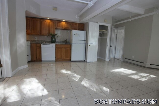 1474 Commonwealth Ave Unit A