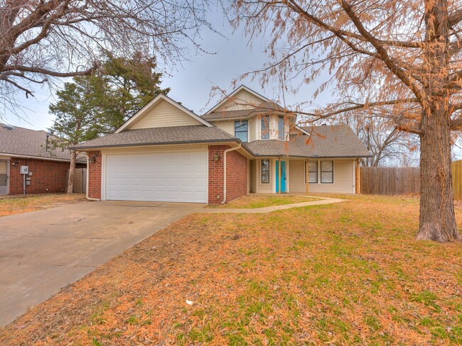 Home in quiet cul-de-sac west Norman. - Home in quiet cul-de-sac west Norman.