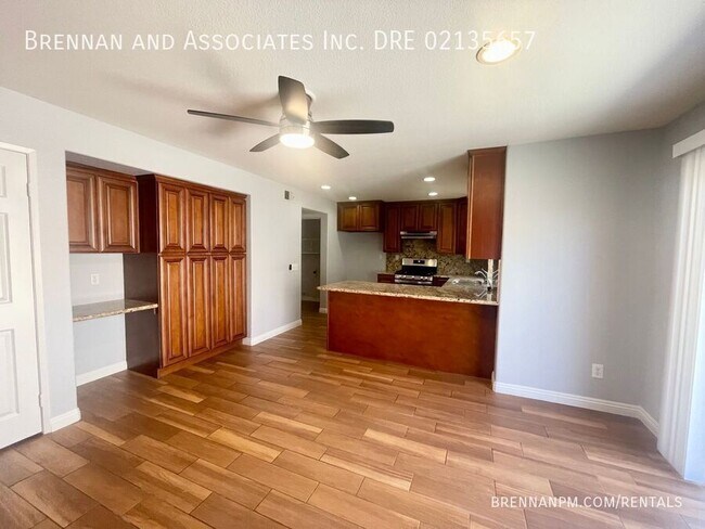 Photo - 1533 Applegate St