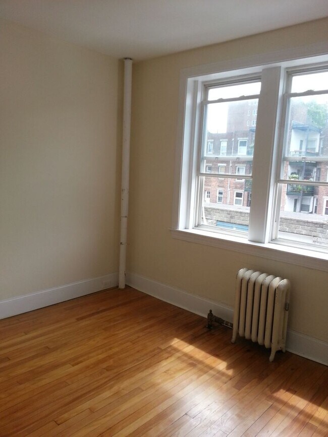 Photo - 4 Bed / 2 Bath in Brookline | Heat & Hot Water Included | 9/1