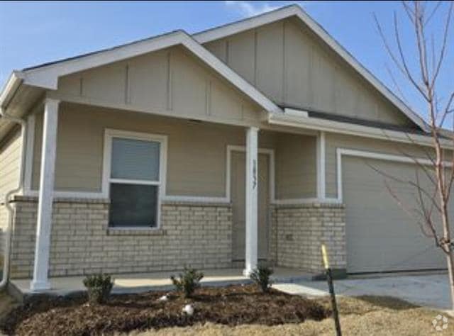 Building Photo - 1837 Pentro Pkwy Rental