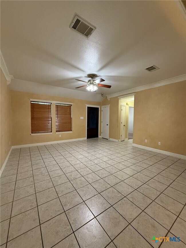 Photo - 2421 Hancock Dr