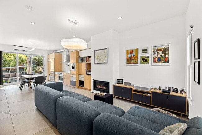 Photo - 619 10th Street NE