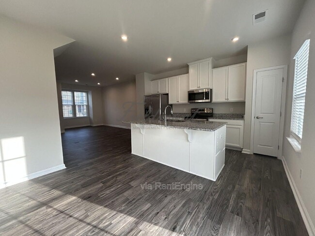 Photo - 574 Preakness Run