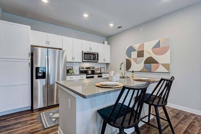 Photo - Woodridge at Grand Central Park