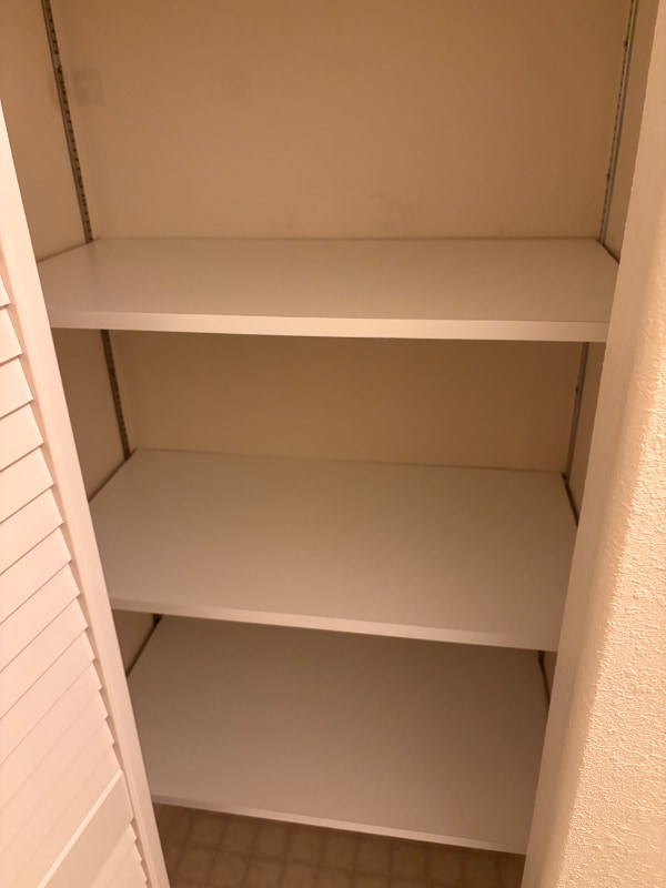 Photo - 285 Waldorf Pl