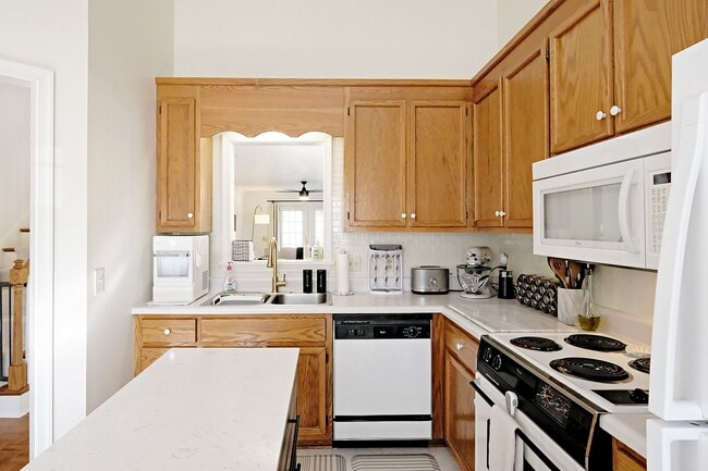 Photo - End-Unit Forest Lakes North Townhome