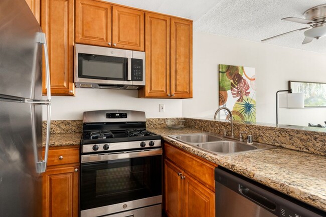 Photo - Woodland Trio Apartments