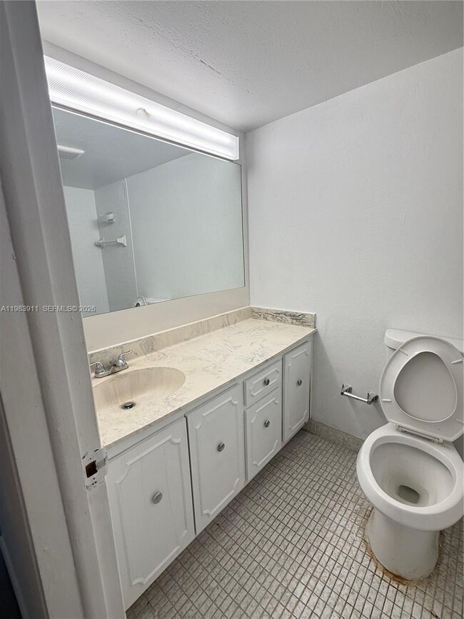 Photo - 7981 S French Dr Unidad 2-203