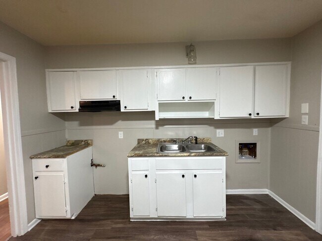 Photo - Newly Renovated Home In Frayser - Open To Section 8