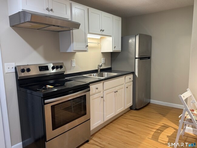 Photo - 143 Main St Unit C