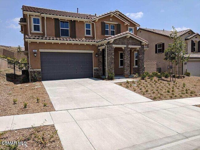 Building Photo - 446 Almond Ln