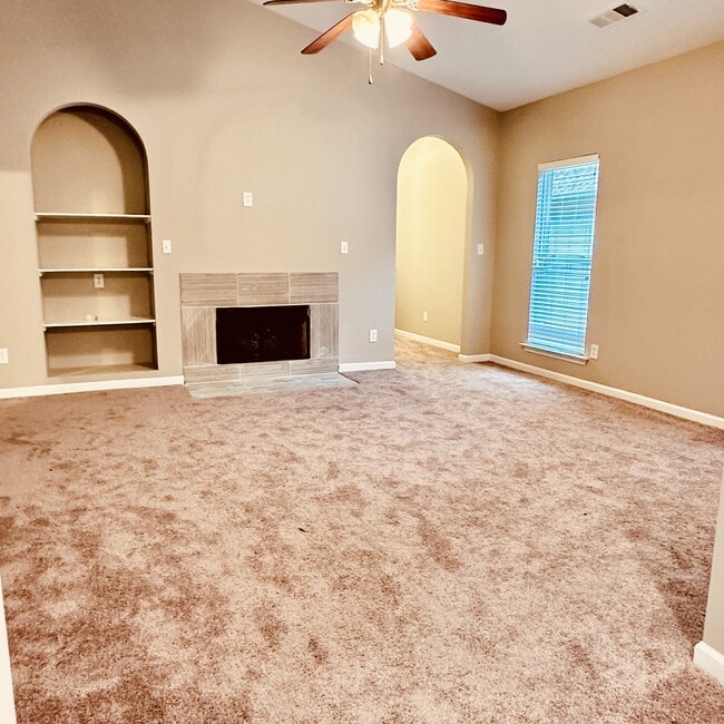 Photo - 5333 Cottage Cir