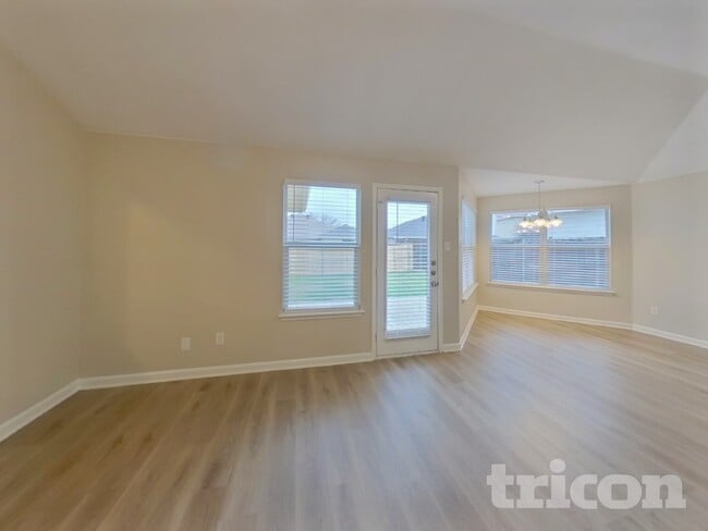 Photo - 9641 Linton Dr