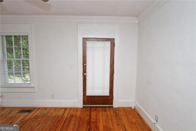 Photo - 2874 Burden St NW