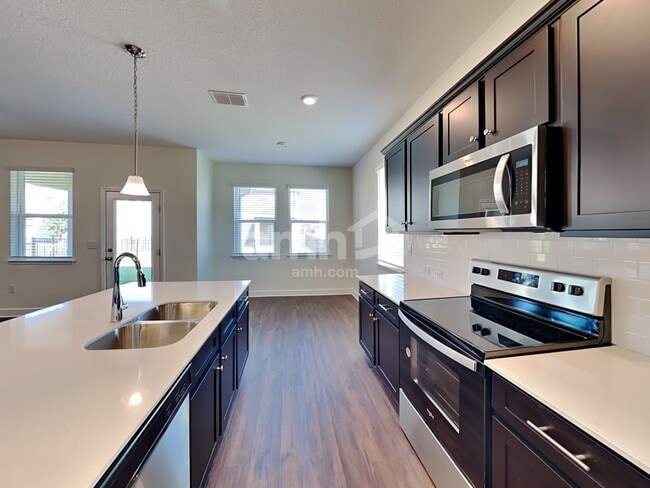 Photo - 33889 Widman Way