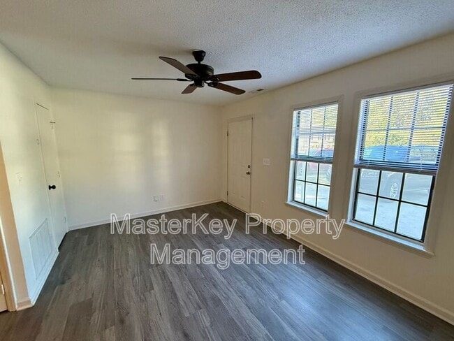 Photo - 2811 Ferret Ct