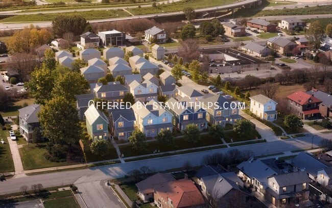 Photo - 261 N Montgomery St