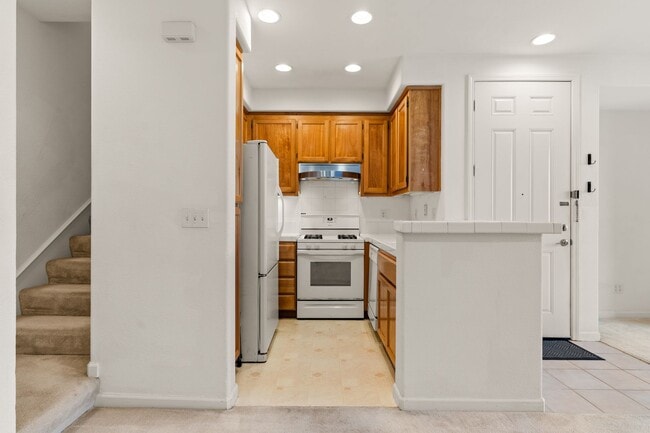 Photo - Modern, Private 2 Bed/2 Bath Townhouse wit...