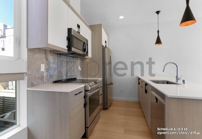 Photo - 908 NW 56th St