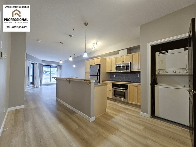 Building Photo - 10503 98 Ave NW